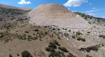 Karaman'da Mermer Ocağı Artıkları Nedeniyle Tehlike