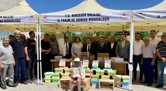 Kırşehir'de 100 Üreticiye 100 Ana Arı Dağıtıldı