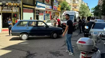 Siverek'te Otomobil ile Motosiklet Çarpışması: 3 Yaralı