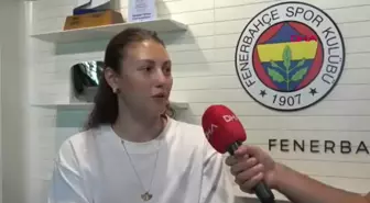 Milli Yelkenci Lara Nalbantoğlu, Paris Olimpiyat Oyunları'nda madalya yarışına kalmayı hedefliyor