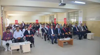 Muş Alpaslan Üniversitesi Bulanık Meslek Yüksekokulu'nda Mezuniyet Töreni Düzenlendi