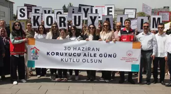 Kırıkkale'de Koruyucu Aile Günü kapsamında farkındalık yürüyüşü düzenlendi