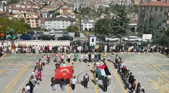 Ankara'da Öğrenciler Filistin'e Destek İçin Balonlar Havalandırdı