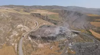 Şarkışla'da çöplük yangını söndürüldü