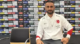 A Milli Futbol Takımı'nın yardımcı antrenörü Selçuk Şahin'in takıma güveni tam Açıklaması