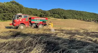 Çanakkale'de 10 Dönüm Zirai Alanın Zarar Gördüğü Yangın Söndürüldü