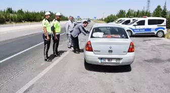 Kadınhanı Kaymakamı Kurban Bayramı denetiminde