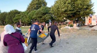 Polis Ekiplerinin Kovaladığı Hırsızlar, Minibüsle Evin Duvarına Çarpınca Yakalandı