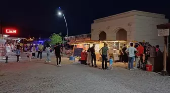 Hasankeyf'te Bayram Tatilinde Tarihi Yerler Geziliyor