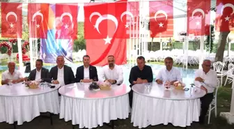 CHP Amasya Milletvekili Reşat Karagöz, Taşova'da muhtarlarla bir araya geldi