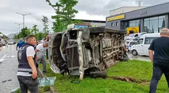 Ordu'da Minibüs Kazası: 1 Ölü, 4 Yaralı