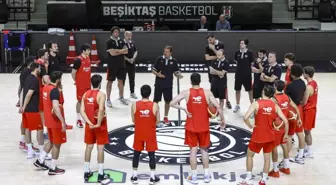 A Milli Erkek Basketbol Takımı, Avrupa Şampiyonası Elemeleri'ne hazırlanıyor