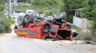 Hatay'da Kamyon Takla Attı