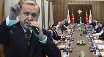 AK Parti'de değişim başladı! Cumhurbaşkanı Erdoğan, 31 Mart'ın faturasını 7 il başkanına kesti