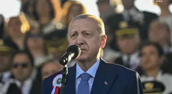 Cumhurbaşkanı Erdoğan: Hukukun dışına çıkılarak devlete hizmet edilmez