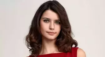 Beren Saat kimdir? Beren Saat kaç yaşında, nereli, dizi ve filmleri neler? Beren Saat'in hayatı!