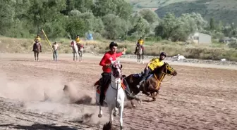 Bayburt'ta Cirit İl Birinciliği Müsabakaları Başladı