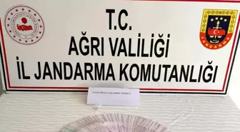 Ağrı'da Metamfetamin ve Para Operasyonu: 109 gram metamfetamin ve 35 bin 800 TL ele geçirildi