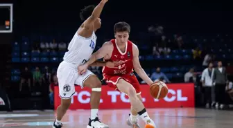 Türkiye U17 Basketbol Takımı İtalya'yı Mağlup Etti