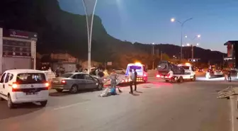 Afyonkarahisar'da Zincirleme Trafik Kazası: 3 Yaralı