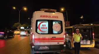 Üsküdar'da taksiye arkadan çarpan motosiklet sürücüsü yaralandı