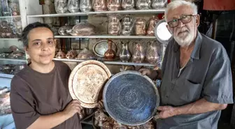 Tokat'ta Bakırcılık Mesleği Yarıda Kalmışken Eşini Usta Olarak Yetiştirdi