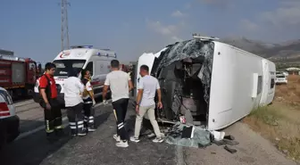 Silifke'de servis otobüsü kazası: 2 ölü, 35 yaralı