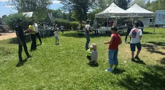 Afyonkarahisar'da Koruyucu Aile Günü Şenliği Düzenlendi