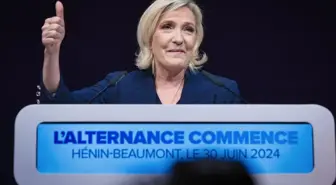 Fransa'da Le Pen'i engellemek için aday çekme kararı