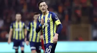 Geçtiğimiz yıl futbolu bırakan Mesut Özil'in son halini görenler tanıyamıyor