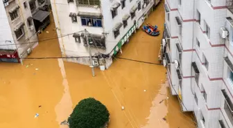 Çin'deki sel suları çekilmeye başladı