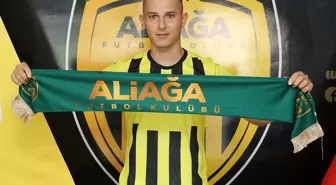 Aliağa Futbol, Muhammed Raşit Şahingöz ile anlaştı