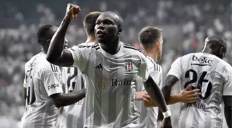 Yok artık Aboubakar! Ülkesine gidip Süper Lig takımının formasıyla fotoğraf çektirdi