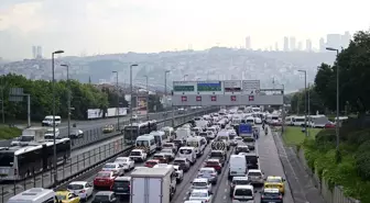 Haliç Köprüsü'nde Asfalt Yenileme Çalışması Nedeniyle Trafik Yoğunluğu