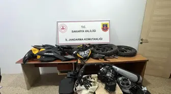 Jandarma, Çalıp Parçalanan Motosikleti Sosyal Medyada Satmaya Çalışan Şüpheliyi Yakaladı