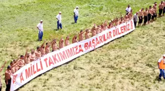 Kırkpınar Yağlı Güreşleri'nde Başpehlivanlardan Milli Takıma Destek