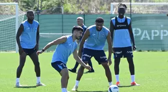 Trabzonspor, Macaristan'da kamp çalışmalarını sürdürüyor