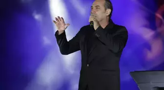 Ferhat Göçer, Van Kültür Yolu Festivali'nde rekor kırdı