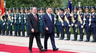 Çin Cumhurbaşkanı Xi Jinping Tacikistan Cumhurbaşkanı ile Buluştu