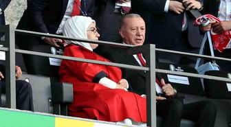 Cumhurbaşkanı Erdoğan, A Milli Futbol Takımı'nın Hollanda maçını izledi
