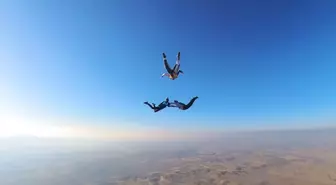 Eskişehir'de 5. Skydiving Fest-Paraşüt Günleri Başladı