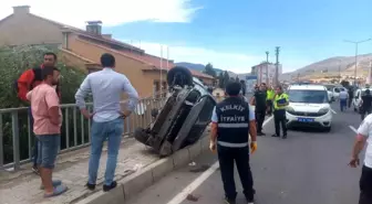 Gümüşhane'de kaza: Araç takla attı, kadın ve çocuğa çarptı