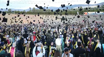 İnönü Üniversitesi'nde 6 Bin 500 Öğrenci Mezuniyet Heyecanı Yaşadı