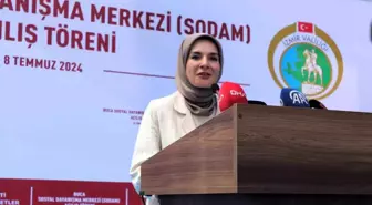 Aile ve Sosyal Hizmetler Bakanı Mahinur Özdemir Göktaş, İzmir'de Sosyal Dayanışma Merkezi'nin açılışını gerçekleştirdi