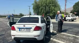 Malatya'da otomobil ile hafif ticari araç çarpıştı: 6 yaralı