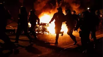 Paris yangın yeri! Sol ittifakın seçim zaferini kutlayan gruplar polisle çatıştı