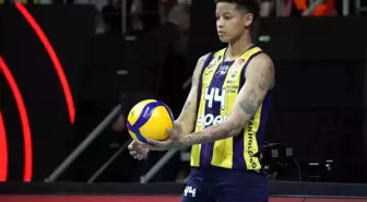 Fenerbahçe Kadın Voleybol Takımı Sözleşme Uzatmalarını Açıkladı