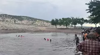 Gaziantep'te gölete giren 2'si kardeş 3 kişi hayatını kaybetti