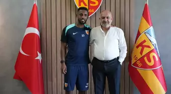 Kayserispor, Lionel Carole ve Stephane Bahoken ile sözleşme yeniledi