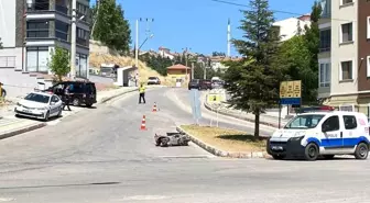 Kütahya'da motosiklet ile kamyonet çarpıştı: 1 yaralı